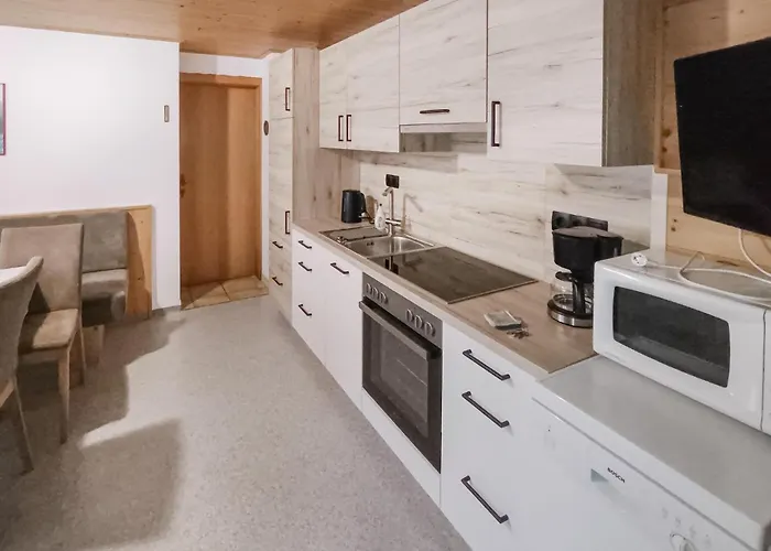 In شقة تيرسي